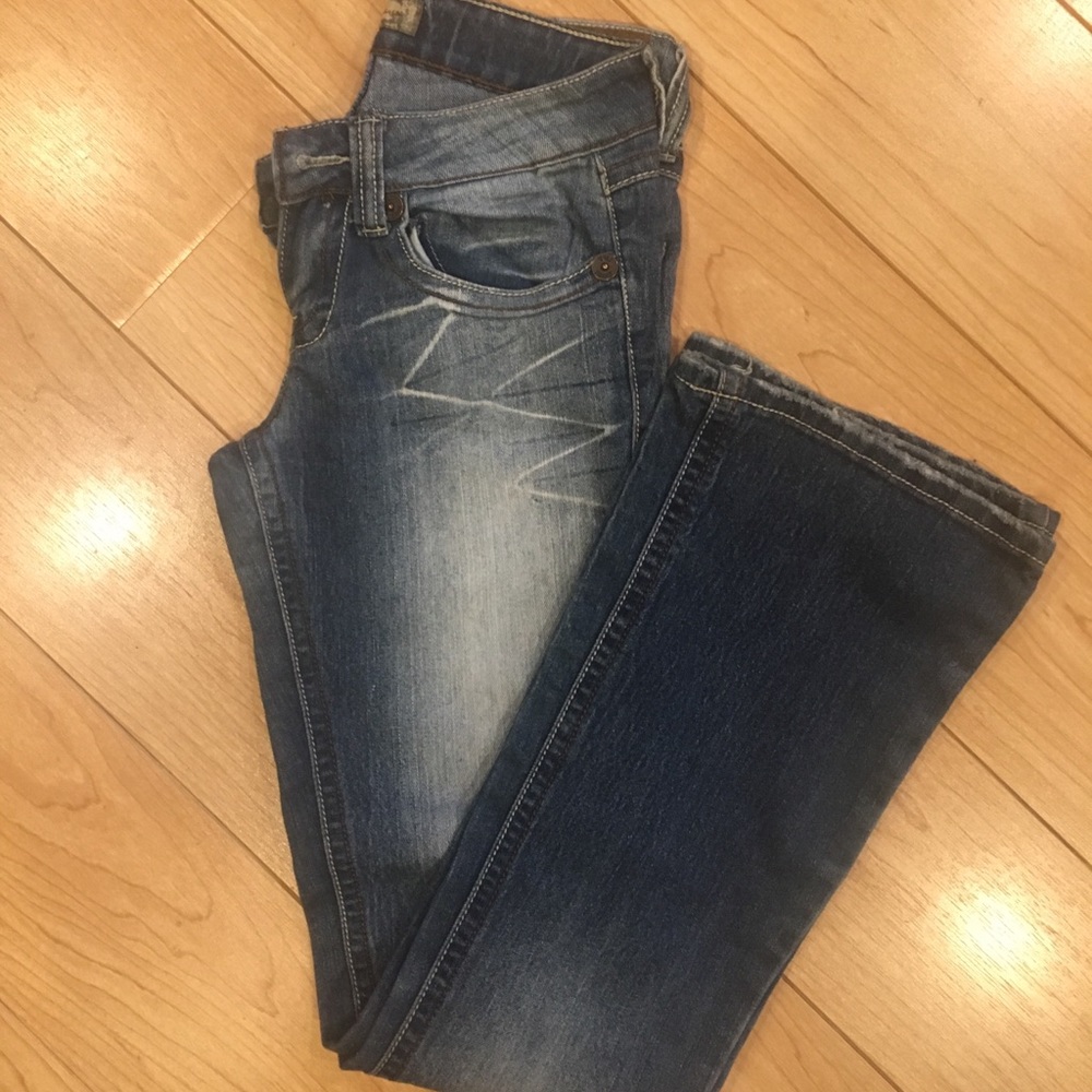 YMI size 1 bootcut jeans